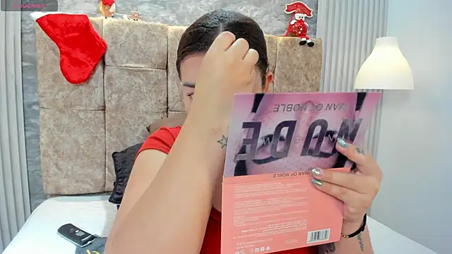 Snapshot of leilapons chatting on 11/30/25, 05:36 leilapons online show from 11/30/25, 05:36