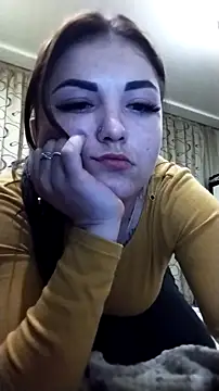MieaHeldert online show from 11/18/25, 10:13
