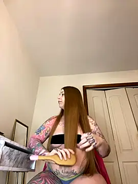 peachykatt online show from 11/13/25, 11:19