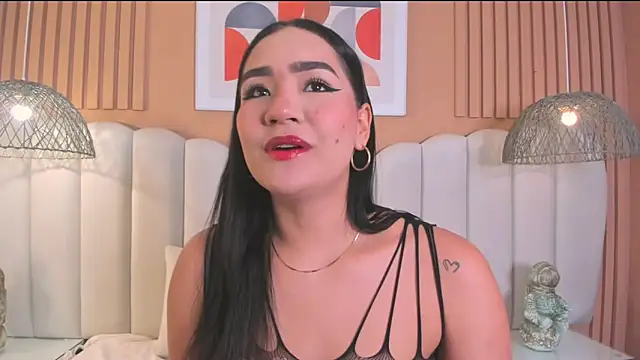 noa moon online show from 03/24/26, 03:06