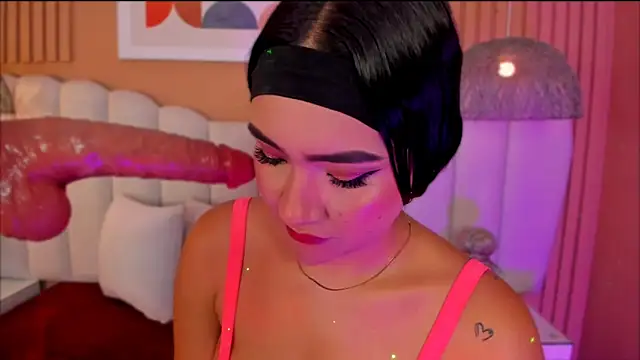 noa moon online show from 04/18/26, 02:47