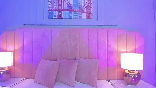 noa moon online show from 10/24/25, 11:42