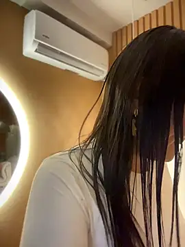 Snapshot of noa_moon chatting on 02/01/26, 03:16 noa moon online show from 02/01/26, 03:16