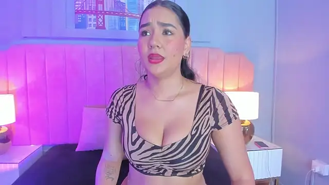 noa moon online show from 09/28/25, 11:06