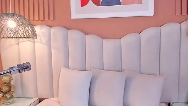 noa moon online show from 03/29/26, 03:08