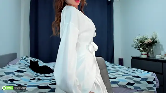 hey tyankaa online show from 12/14/25, 01:45