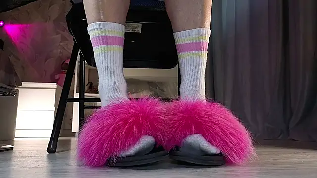 Feet Heelss online show from 02/13/26, 08:58