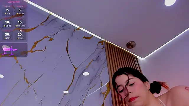 alissaowens  online show from 05/20/26, 10:45