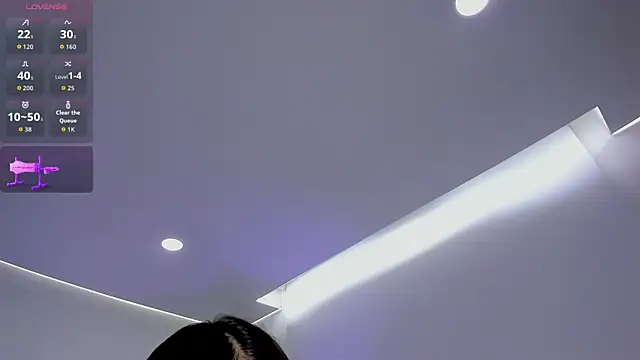 alissaowens  online show from 04/04/26, 11:50