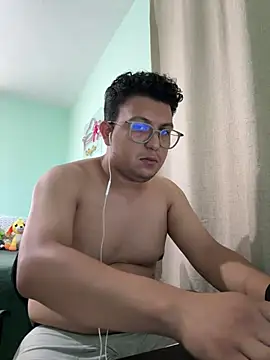 Snapshot of JaviSala chatting on 05/07/26, 05:27 JaviSala online show from 05/07/26, 05:27
