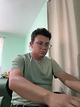 Snapshot of JaviSala chatting on 05/20/26, 07:44 JaviSala online show from 05/20/26, 07:44