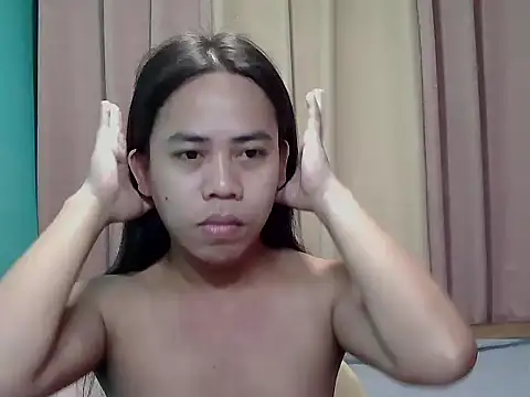 Snapshot of exoticpinay_dolly chatting on 06/27/26, 08:15 exoticpinay dolly online show from 06/27/26, 08:15