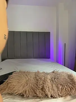 Sasha-Bloom online show from 12/21/25, 12:07