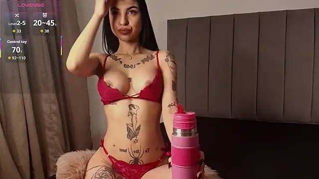 Sasha-Bloom online show from 10/25/25, 12:04