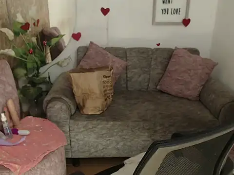 laleska montenegro online show from 11/29/25, 04:01