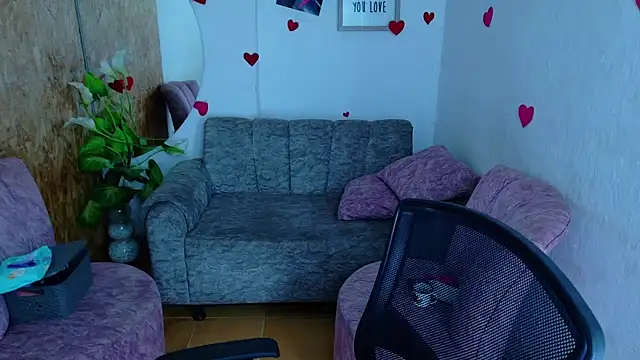 laleska montenegro online show from 02/14/26, 05:35