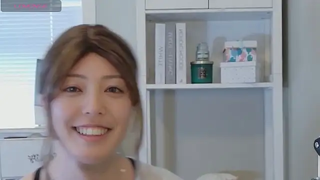 Nana with online show from 01/10/26, 08:15