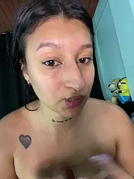 EVAH LEE  online show from 05/20/26, 01:13