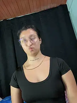 EVAH LEE  online show from 03/26/26, 03:27