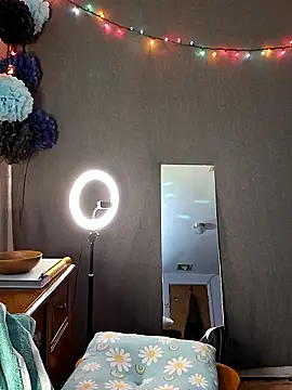 PeachyAriel online show from 03/28/26, 11:06