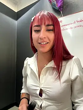 Snapshot of JuliethaDemon_ chatting on 11/18/25, 04:54 JuliethaDemon online show from 11/18/25, 04:54