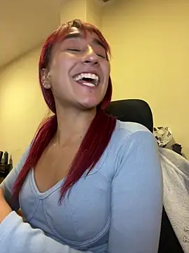 JuliethaDemon  online show from 04/15/26, 08:09