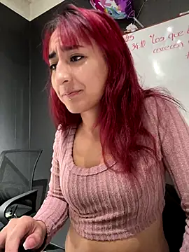 Snapshot of JuliethaDemon_ chatting on 11/27/25, 12:38 JuliethaDemon online show from 11/27/25, 12:38