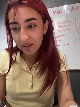 Snapshot of JuliethaDemon_ chatting on 10/30/25, 01:20 JuliethaDemon online show from 10/30/25, 01:20