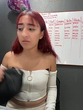 Snapshot of JuliethaDemon_ chatting on 11/12/25, 12:53 JuliethaDemon online show from 11/12/25, 12:53