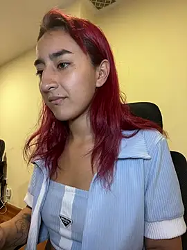 JuliethaDemon  online show from 04/14/26, 01:49