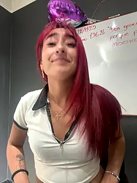 Snapshot of JuliethaDemon_ chatting on 11/29/25, 02:01 JuliethaDemon online show from 11/29/25, 02:01