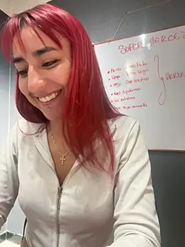 Snapshot of JuliethaDemon_ chatting on 11/04/25, 01:15 JuliethaDemon online show from 11/04/25, 01:15