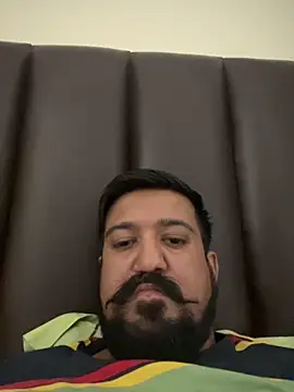 Snapshot of milf_banger121 chatting on 09/12/25, 03:17 milf banger121 online show from 09/12/25, 03:17