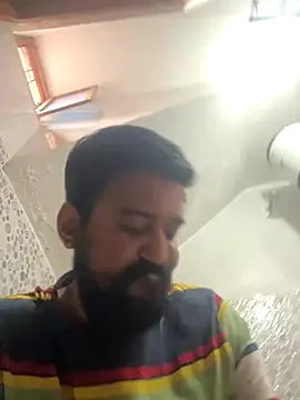 Snapshot of milf_banger121 chatting on 10/05/25, 04:14 milf banger121 online show from 10/05/25, 04:14