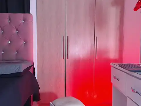 Martina ferer online show from 02/14/26, 02:39