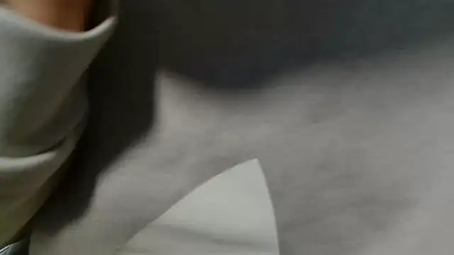 Snapshot of yuu-chan_ chatting on 12/03/25, 12:04 yuu-chan online show from 12/03/25, 12:04