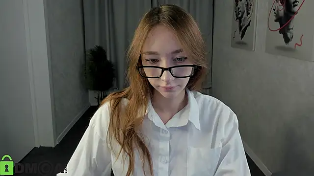 Snapshot of Miche1le_Allenne chatting on 10/03/25, 01:09 Miche1le Allenne online show from 10/03/25, 01:09