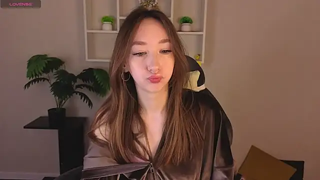 Miche1le Allenne online show from 04/09/26, 01:07