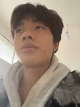 Snapshot of junjun1189 chatting on 02/05/26, 04:30 junjun1189 online show from 02/05/26, 04:30