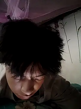 Snapshot of junjun1189 chatting on 10/12/25, 10:55 junjun1189 online show from 10/12/25, 10:55