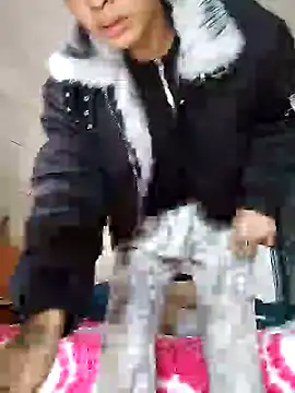 junjun1189 online show from 11/28/25, 06:02