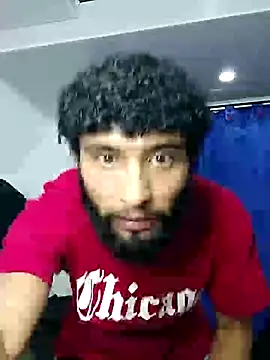 Snapshot of _samueldiaz chatting on 10/25/25, 10:54  samueldiaz online show from 10/25/25, 10:54