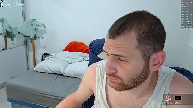 Snapshot of raynstars chatting on 11/14/25, 03:37 raynstars online show from 11/14/25, 03:37