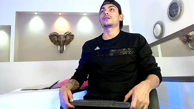 Tommy kurtt online show from 11/01/25, 10:31