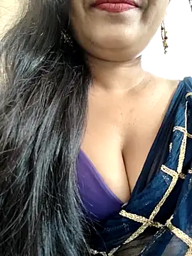 Sofia-ex online show from 10/21/25, 08:25