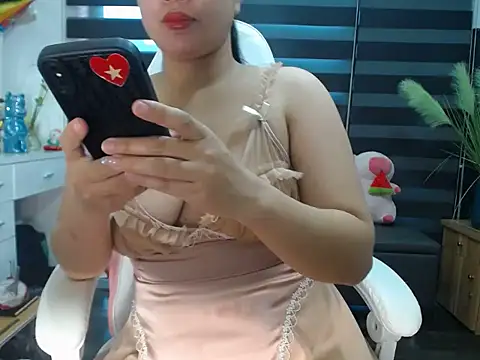 NANA 199k online show from 11/17/25, 07:34