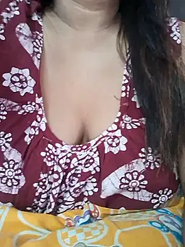 your-cute-baby online show from 11/18/25, 10:40