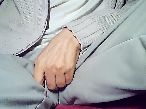 Snapshot of kopanos-69 chatting on 04/12/26, 04:10 kopanos-69 online show from 04/12/26, 04:10