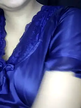 annanya01 online show from 09/30/25, 05:19