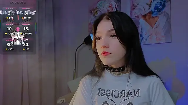 Sophie SkyAngel online show from 11/06/25, 09:08